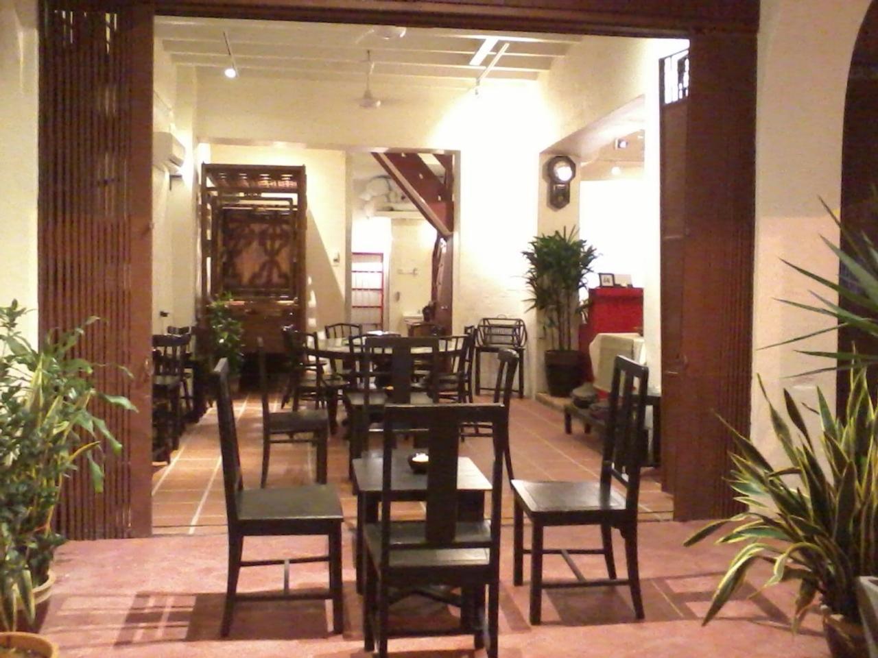 Red Court George Town