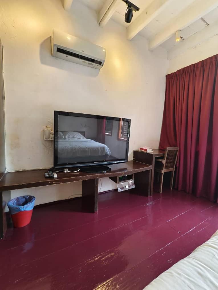 Red Court Asrama Georgetown